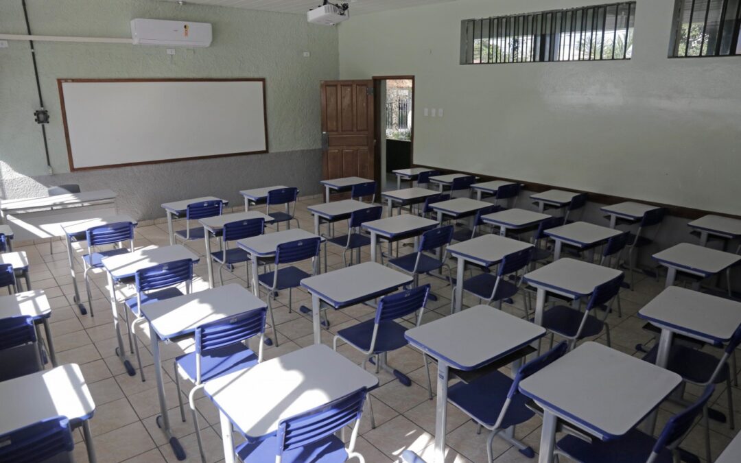 Conselho Nacional de Educação marca data para votar regras para o uso de inteligência artificial nas escolas