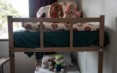 ‘São os últimos da fila’: mais de mil crianças e jovens com deficiência aguardam por adoção no Brasil