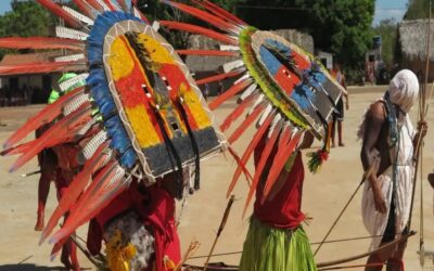 A história indígena das máscaras do Brasil que rodam o mundo