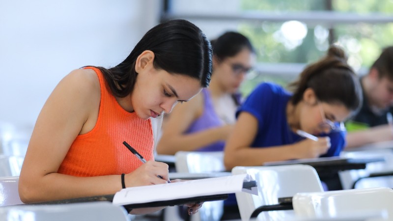 Desenrola 2.0: estudantes do Fies podem ter descontos de até 99% com novo programa; veja regras