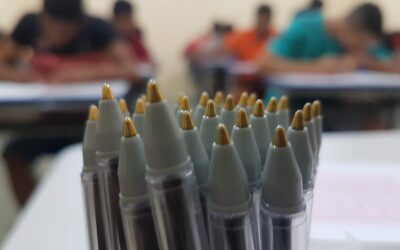 Inscrições para certificadores do Enem estão abertas; veja quem pode tentar as vagas que pagam até R$ 864 por dia