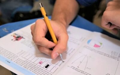 Bom desempenho em matemática pode render bolsas de até R$ 700 mensais para estudantes; conheça oportunidades