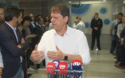 Tarcísio diz que quer ampliar vagas em universidades via Provão Paulista
