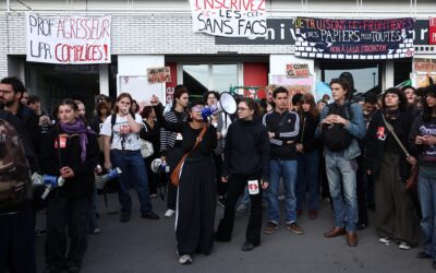 Após manifestações de estudantes de ensino médio, universidades aderem a bloqueios na França