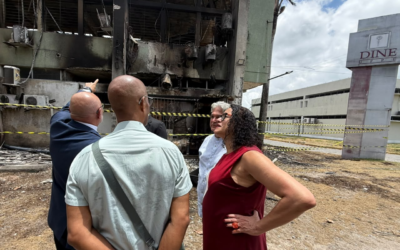 Ministra anuncia R$ 40 milhões para repor equipamentos destruídos em incêndio na UFPE
